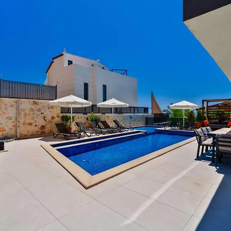 Villa Lux With Seaview And Jacuzzi Kaş